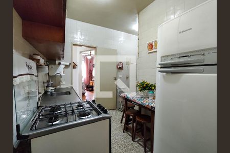 Apartamento à venda com 74m², 2 quartos e sem vagaCozinha