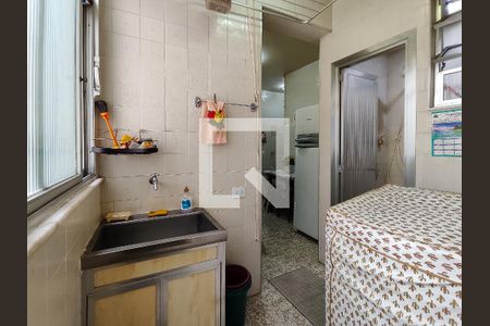 Apartamento à venda com 74m², 2 quartos e sem vagaÁrea de Serviço