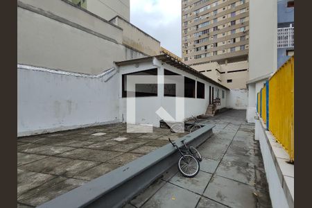 Apartamento à venda com 74m², 2 quartos e sem vagaÁrea comum - Playground