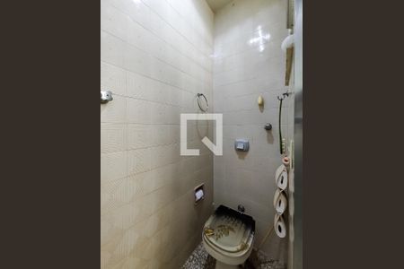 Apartamento à venda com 74m², 2 quartos e sem vagaBanheiro de serviço