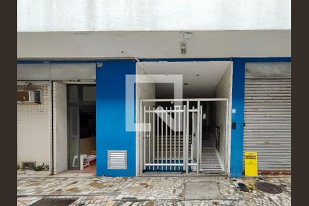 Apartamento à venda com 74m², 2 quartos e sem vagaFachada e portaria