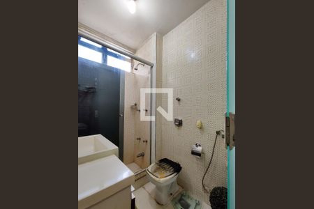 Apartamento à venda com 74m², 2 quartos e sem vagaBanheiro Corredor