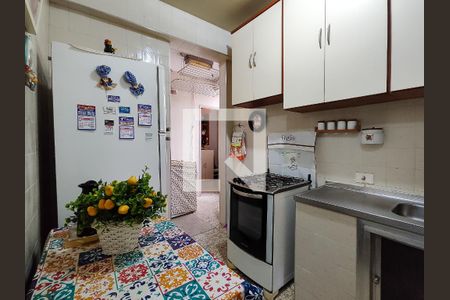 Apartamento à venda com 74m², 2 quartos e sem vagaCozinha