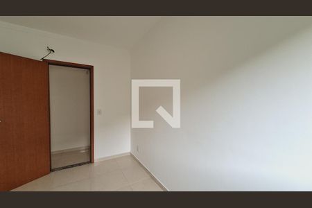 Quarto de apartamento para alugar com 2 quartos, 65m² em Canto do Forte, Praia Grande