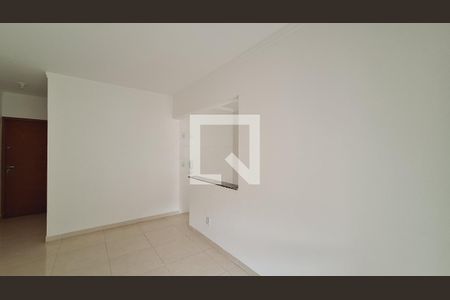 Sala  de apartamento para alugar com 2 quartos, 65m² em Canto do Forte, Praia Grande