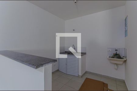 Cozinha e Área de Serviço de kitnet/studio para alugar com 1 quarto, 25m² em Vila Mariana, São Paulo