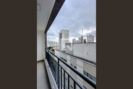 Varanda da Sala/Quarto de kitnet/studio para alugar com 1 quarto, 28m² em Vila Mariana, São Paulo