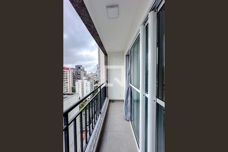 Varanda da Sala/Quarto de kitnet/studio para alugar com 1 quarto, 28m² em Vila Mariana, São Paulo