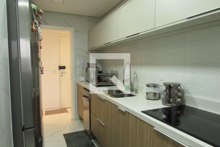 Apartamento à venda com 190m², 3 quartos e 3 vagasCozinha