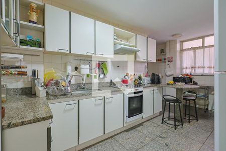 Apartamento à venda com 128m², 3 quartos e 1 vagaCozinha e Área de Serviço