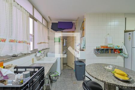 Apartamento à venda com 128m², 3 quartos e 1 vagaCozinha e Área de Serviço