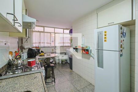 Apartamento à venda com 128m², 3 quartos e 1 vagaCozinha e Área de Serviço