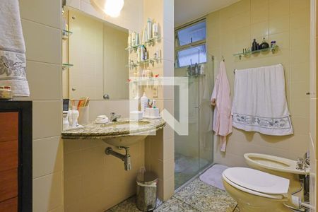 Apartamento à venda com 128m², 3 quartos e 1 vagaBanheiro