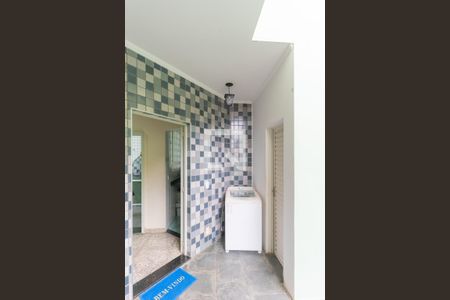 Casa à venda com 200m², 5 quartos e 4 vagas Casa à venda com 200m², 5 quartos e 4 vagasÁrea de Serviço