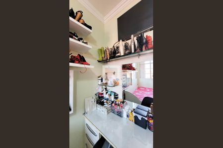 Casa à venda com 350m², 4 quartos e 5 vagasQuarto 2