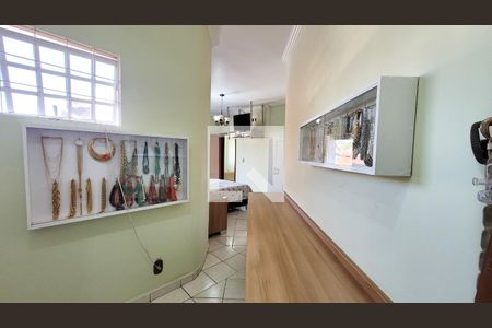Casa à venda com 350m², 4 quartos e 5 vagasSuíte