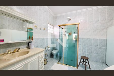 Casa à venda com 350m², 4 quartos e 5 vagasBanheiro da Suíte