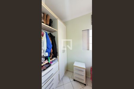 Casa à venda com 350m², 4 quartos e 5 vagasQuarto 2