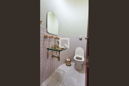 Casa à venda com 350m², 4 quartos e 5 vagasLavabo