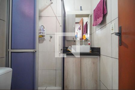 Casa à venda com 65m², 2 quartos e 2 vagasBanheiro