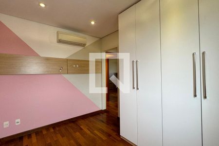 Apartamento para alugar com 122m², 3 quartos e 2 vagasSuíte 2