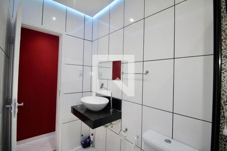 Casa para alugar com 74m², 2 quartos e sem vagaBanheiro