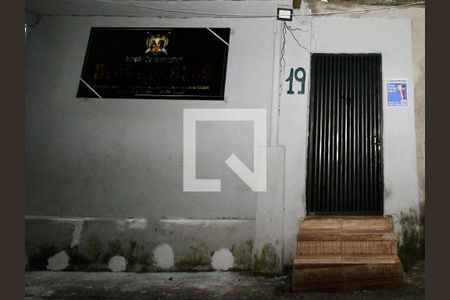 Casa para alugar com 74m², 2 quartos e sem vagaFachada