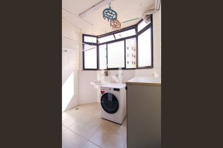 Apartamento para alugar com 114m², 3 quartos e 3 vagas Apartamento para alugar com 114m², 3 quartos e 3 vagasÁrea de Serviço