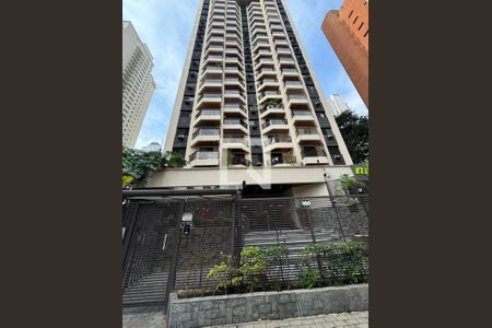 Apartamento à venda com 40m², 1 quarto e 1 vagaFachada