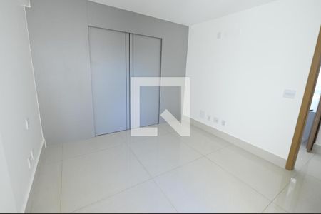 Apartamento para alugar com 125m², 3 quartos e 2 vagasQuarto