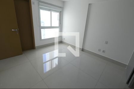 Apartamento para alugar com 125m², 3 quartos e 2 vagasQuarto