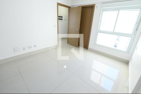 Apartamento para alugar com 125m², 3 quartos e 2 vagasQuarto