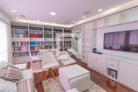 Sala de apartamento à venda com 4 quartos, 120m² em Grajaú, Rio de Janeiro