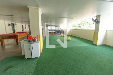 Apartamento à venda com 120m², 4 quartos e 2 vagas Apartamento à venda com 120m², 4 quartos e 2 vagasÁrea comum - Playground