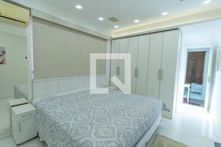 Apartamento à venda com 120m², 4 quartos e 2 vagas Apartamento à venda com 120m², 4 quartos e 2 vagasQuarto 3 - Suíte