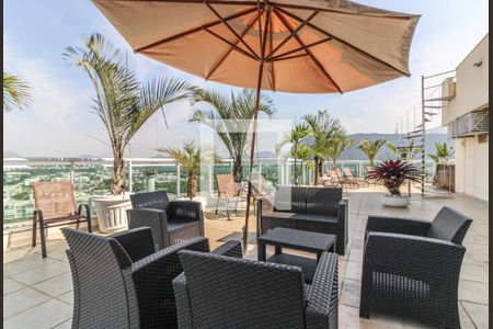 Apartamento para alugar com 160m², 4 quartos e 2 vagasVaranda e Terraço