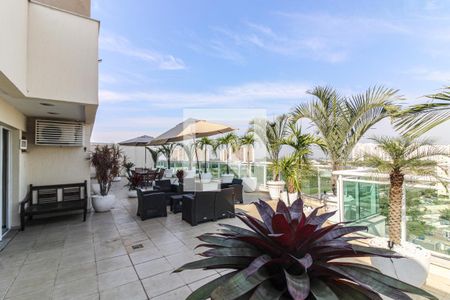 Apartamento para alugar com 160m², 4 quartos e 2 vagasVaranda e Terraço