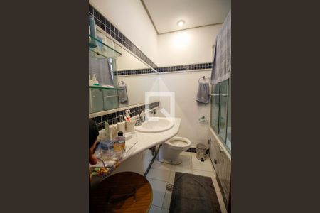 Apartamento à venda com 89m², 2 quartos e 1 vaga Apartamento à venda com 89m², 2 quartos e 1 vagaBanheiro da Suíte