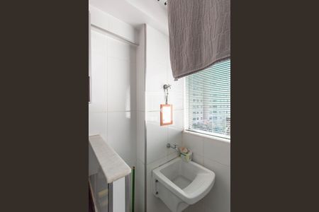 Apartamento à venda com 60m², 2 quartos e 1 vaga Apartamento à venda com 60m², 2 quartos e 1 vagaÁrea de Serviço