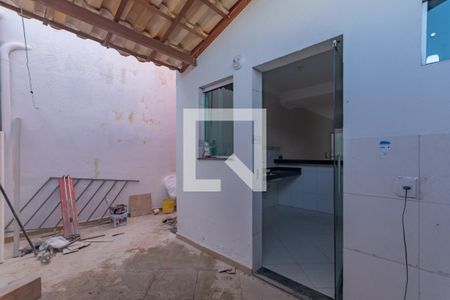Área de Serviço de casa de condomínio para alugar com 2 quartos, 70m² em Santa Mônica, Belo Horizonte