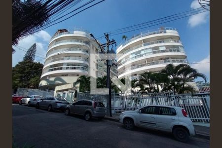 Apartamento à venda com 80m², 2 quartos e 2 vagas Apartamento à venda com 80m², 2 quartos e 2 vagasFachada