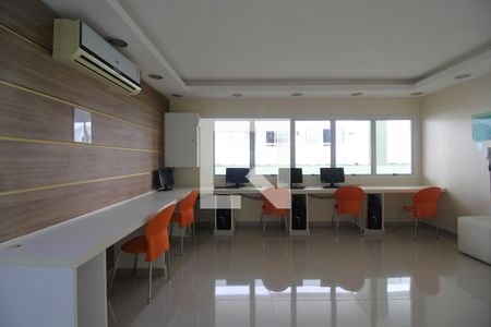 Apartamento à venda com 80m², 2 quartos e 2 vagasÁrea Comum - Home Office