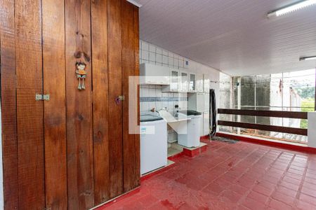 Casa à venda com 120m², 2 quartos e 2 vagas Casa à venda com 120m², 2 quartos e 2 vagasÁrea de serviço