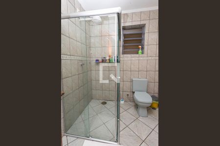 Casa à venda com 120m², 2 quartos e 2 vagas Casa à venda com 120m², 2 quartos e 2 vagasBanheiro