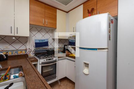 Casa à venda com 120m², 2 quartos e 2 vagas Casa à venda com 120m², 2 quartos e 2 vagasCozinha