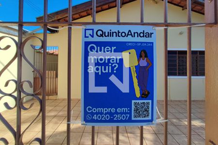 Casa à venda com 300m², 4 quartos e 2 vagas Casa à venda com 300m², 4 quartos e 2 vagasPLACA
