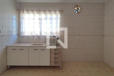 Casa à venda com 300m², 4 quartos e 2 vagas Casa à venda com 300m², 4 quartos e 2 vagasCozinha