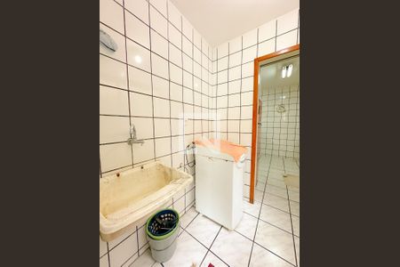 Apartamento para alugar com 110m², 3 quartos e 1 vagaÁrea de Serviço