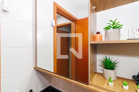 Apartamento para alugar com 46m², 2 quartos e 1 vaga Apartamento para alugar com 46m², 2 quartos e 1 vagaBanheiro