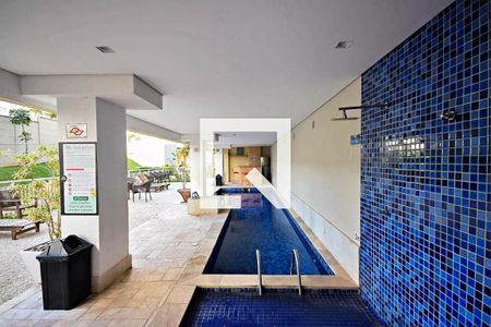 Apartamento para alugar com 46m², 2 quartos e 1 vaga Apartamento para alugar com 46m², 2 quartos e 1 vagaÁrea comum - Piscina